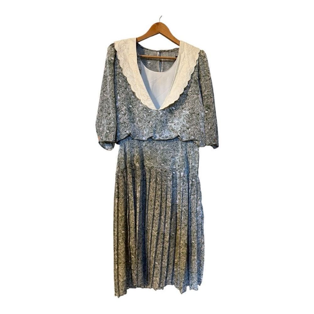 Vintage Positive Influence Size S Collared House Dress Gray Pleated Grannycore
